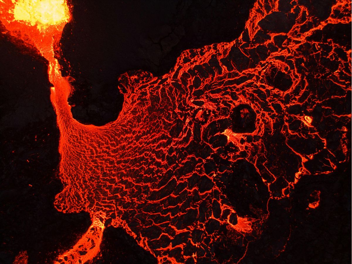 lave volcan magma en fusion