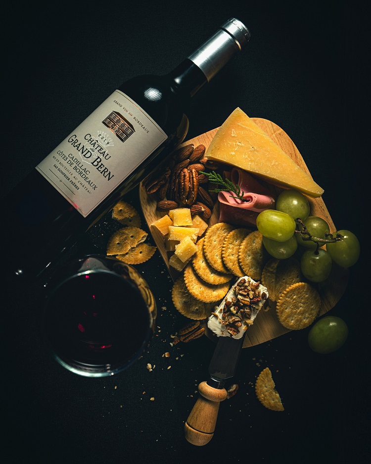 vin fromage pain